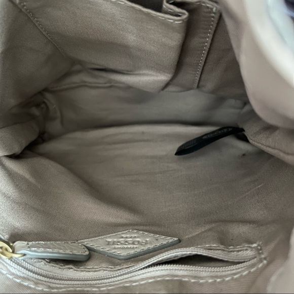 Unique Fossil women’s crossbody leather handbag good condition - Picture 8 of 11